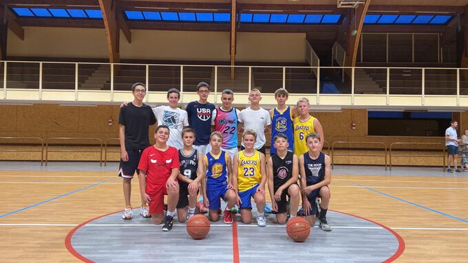 L'équipe U15 Basket CTC La Gresle